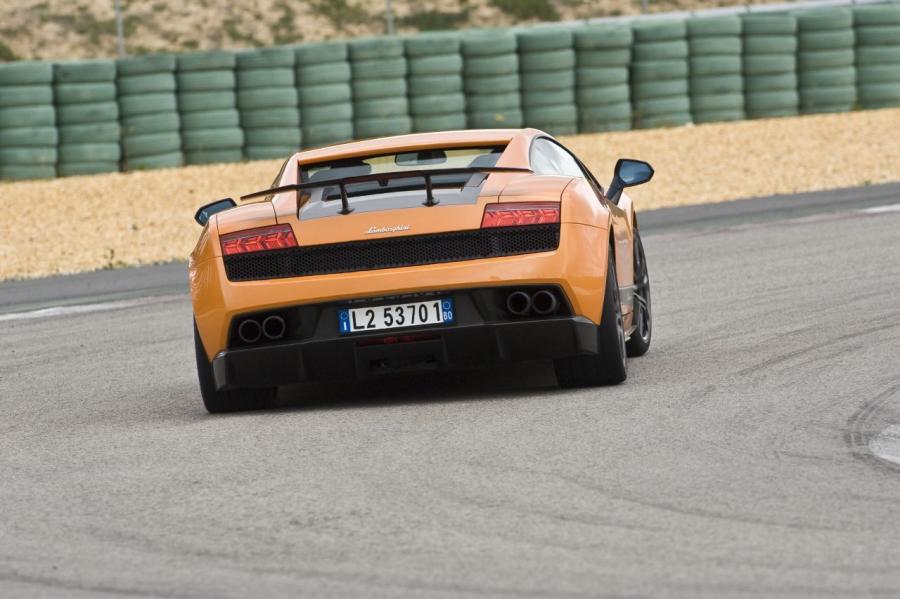  Lamborghini Gallardo LP570-4 Superleggera 2010 года  (фото 71 из 183)